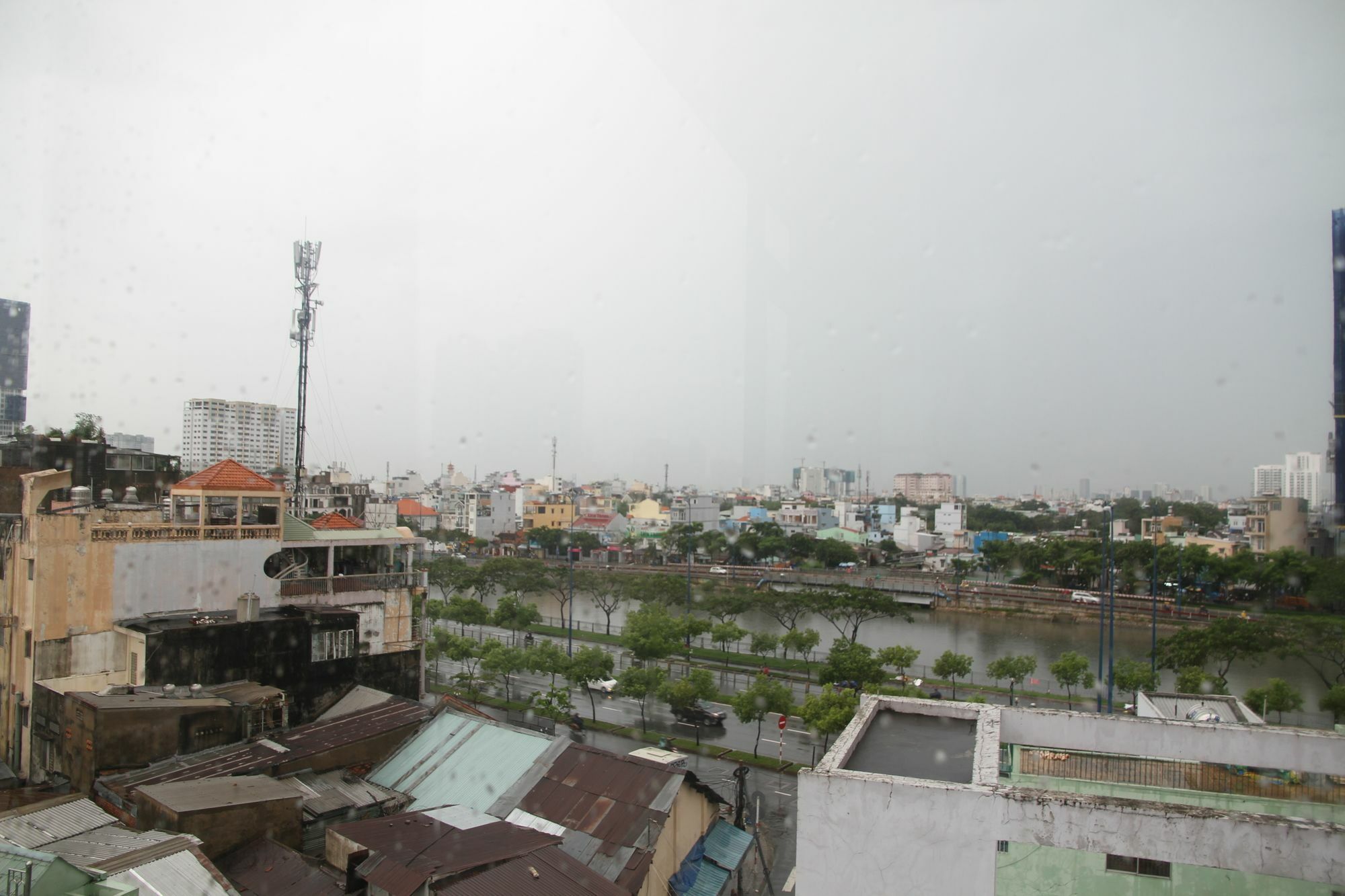 Saigon Inncrowd 2 Ho Chi Minh City Exterior photo